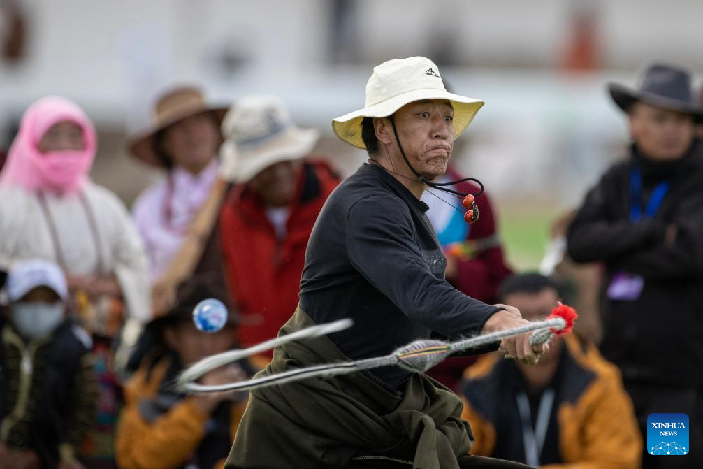 A glimpse of traditional horse racing festival in Nagqu, China's Xizang