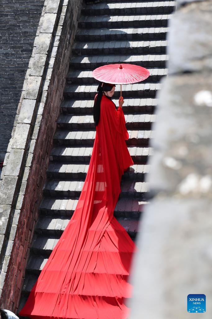 Xi'an builds digital platform to protect ancient city wall