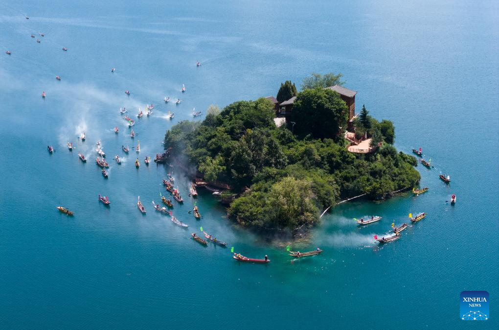 First mountain and lake circling festival of Lugu Lake kicks off in China's Sichuan
