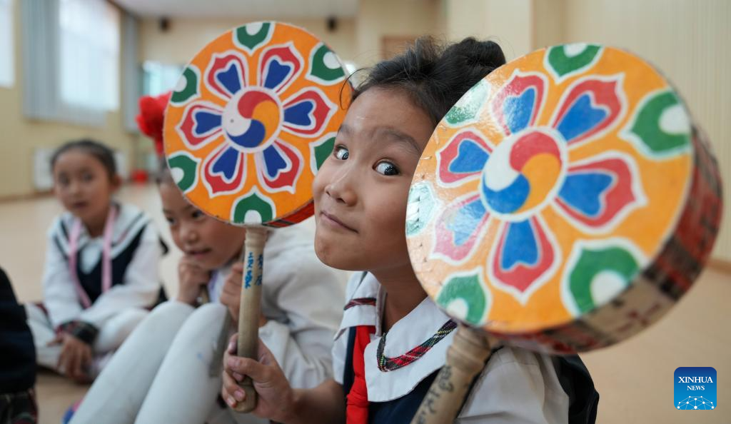 Reba Dance added to regular curriculum in Lhasa, China's Xizang