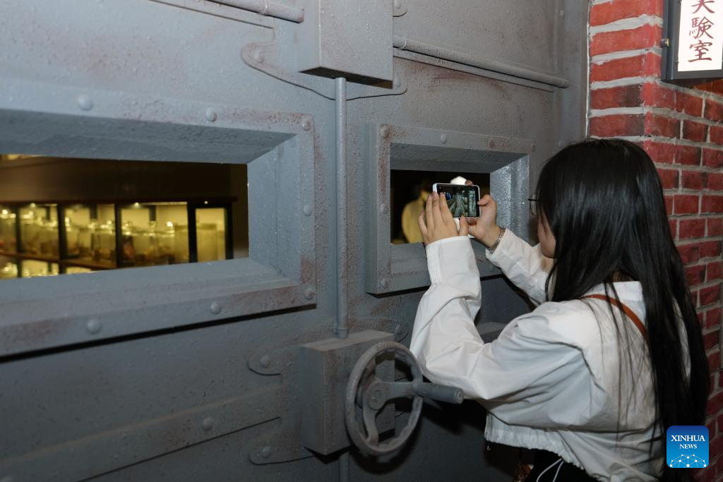 Special exhibition on shooting process of film about Unit 731 opens in China's Harbin