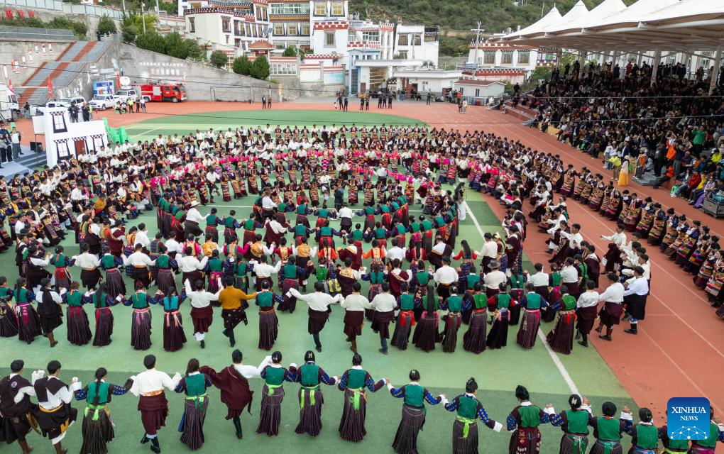 Whitewashing cultural week starts in Xiangcheng, China's Sichuan