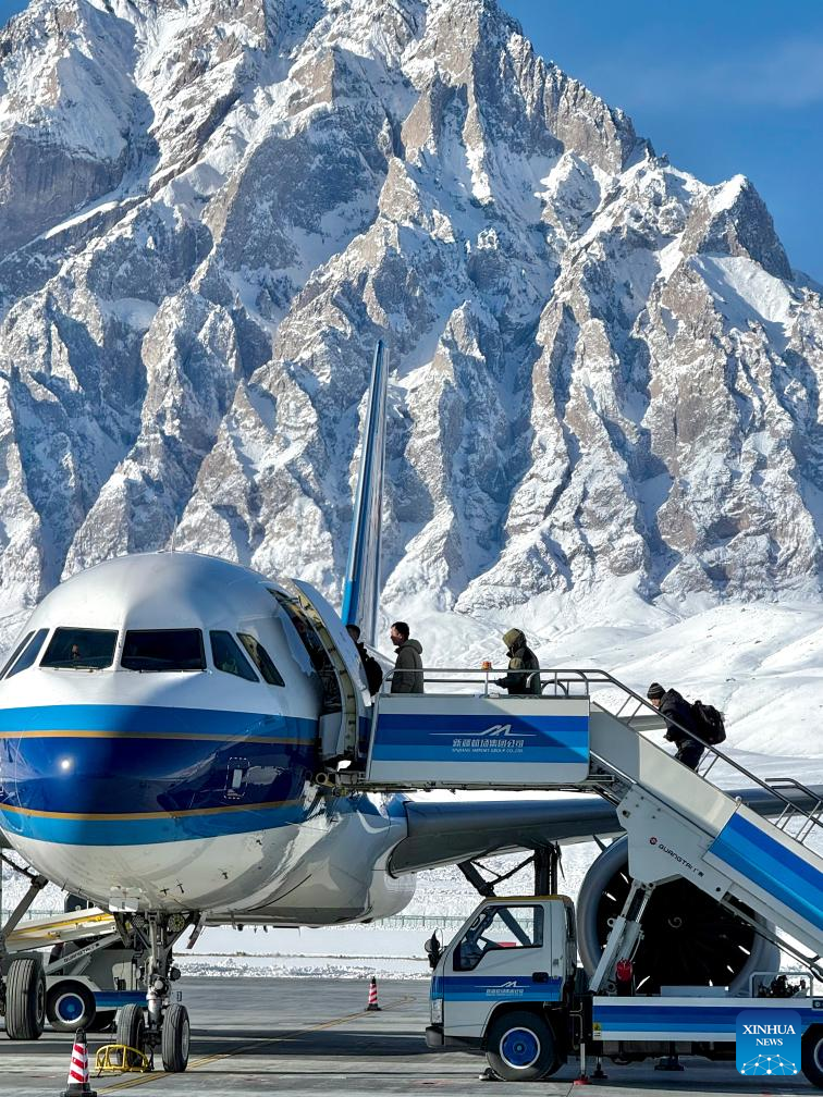 Xinjiang forges ahead as gateway for opening up