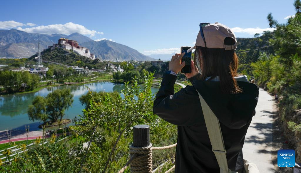 View of Potala Palace in China's Xizang