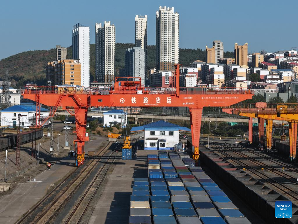 Upgrade of railway linking Suifenhe, China-Russia border completed