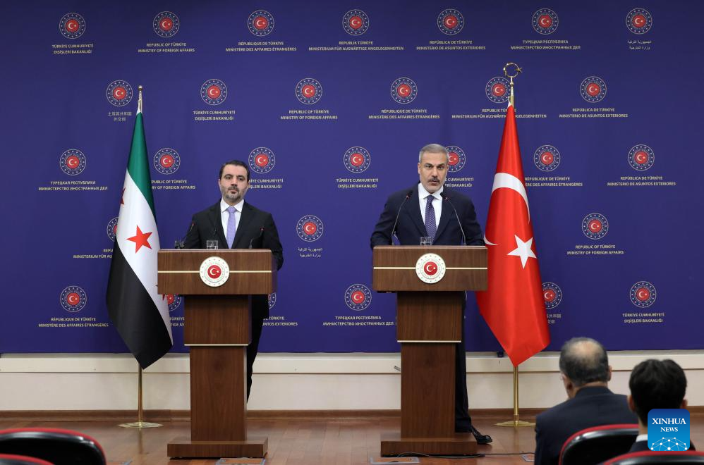 Syria's foreign affairs chief urges Kurdish forces to implement March agreement 