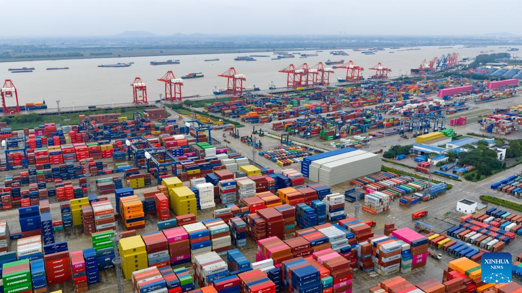 China's GDP expands 5.2 pct year on year in first three quarters
