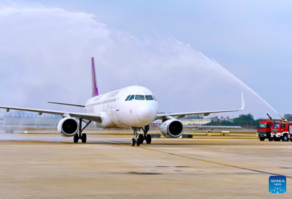 Fujian's first flight granted fifth Freedom of Air officially launched