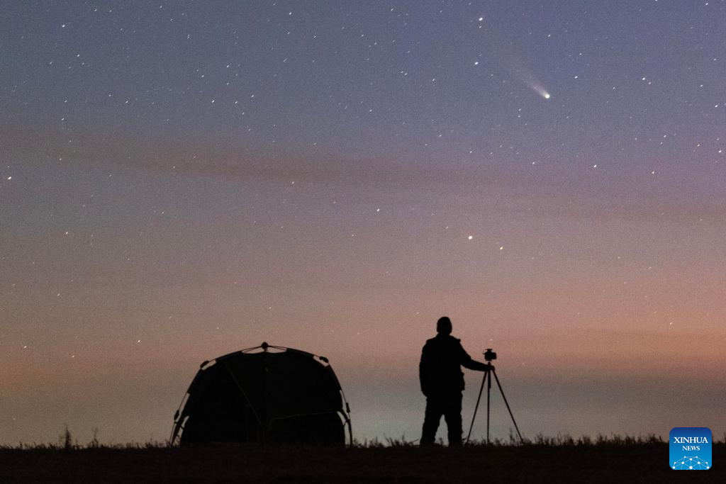 View of comet C/2025 A6 (Lemmon) in sky over Heilongjiang