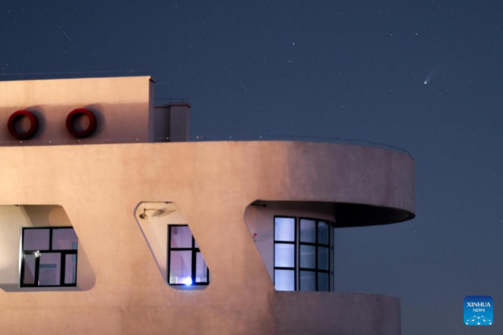 View of comet C/2025 A6 (Lemmon) in sky over Heilongjiang