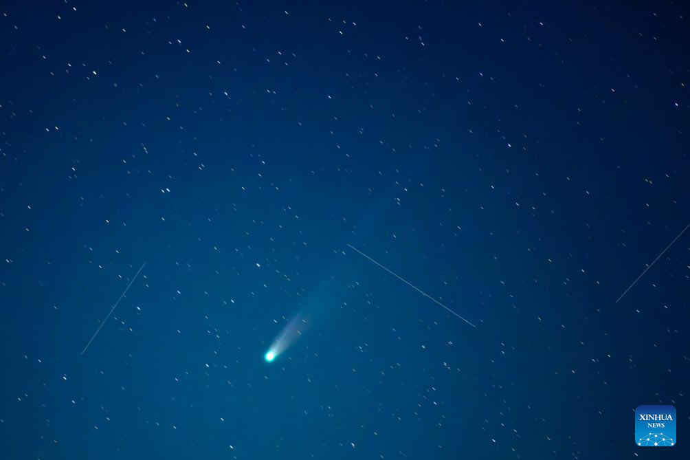 View of comet C/2025 A6 (Lemmon) in sky over Heilongjiang