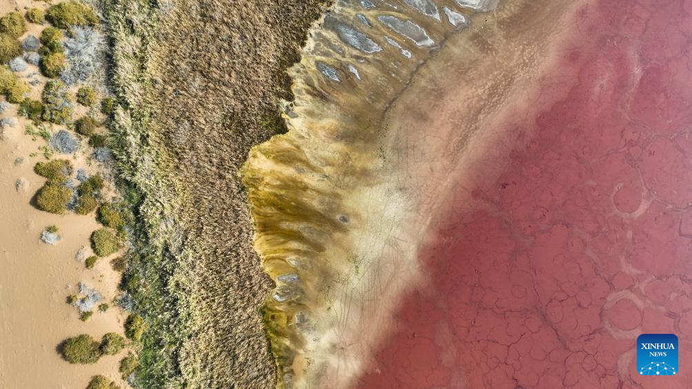 Scenery of Badain Jaran Desert in Inner Mongolia