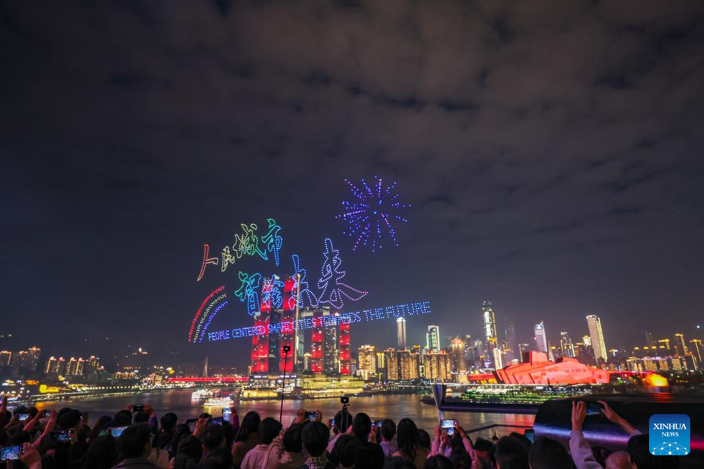 Grand drone light show staged in China's Chongqing