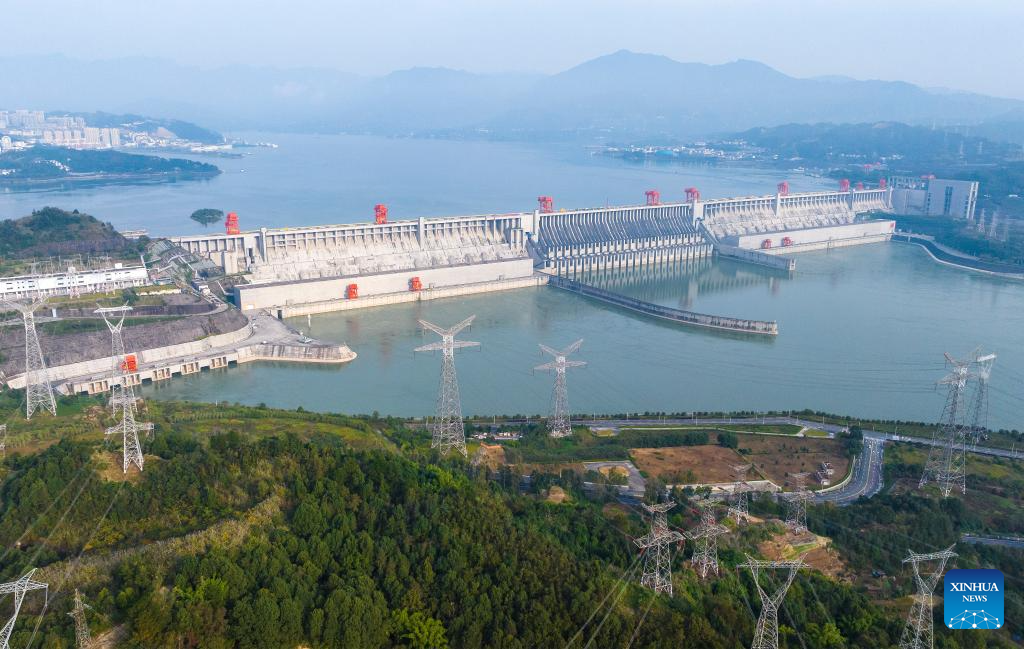 Three Gorges project generates over 423 bln kWh of electricity in past five years