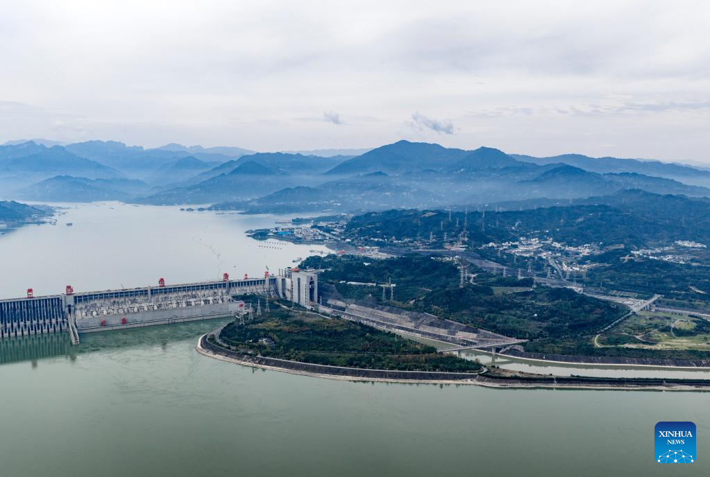 Three Gorges project generates over 423 bln kWh of electricity in past five years
