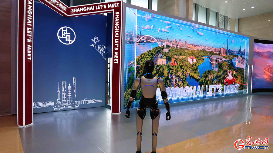 In pics: media center for 8th CIIE In pics: media center for 8th CIIE