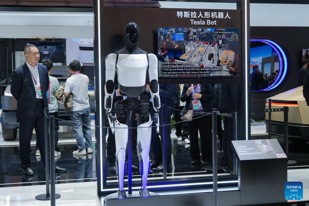 8th CIIE opens in Shanghai with record high number of exhibitors