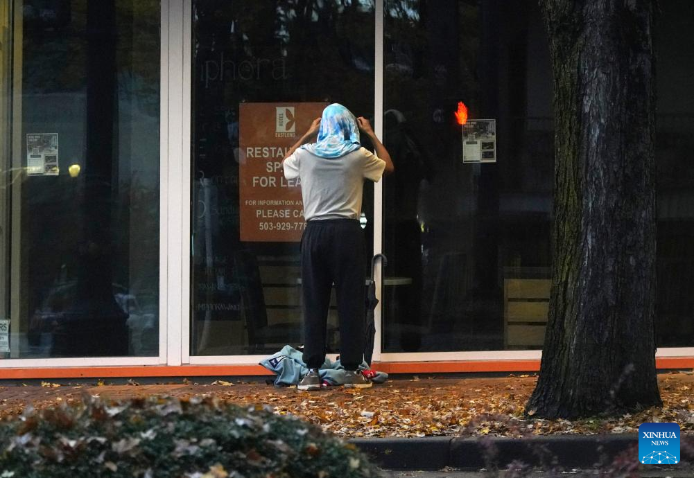 U.S. records longest gov't shutdown in history as it enters Day 36