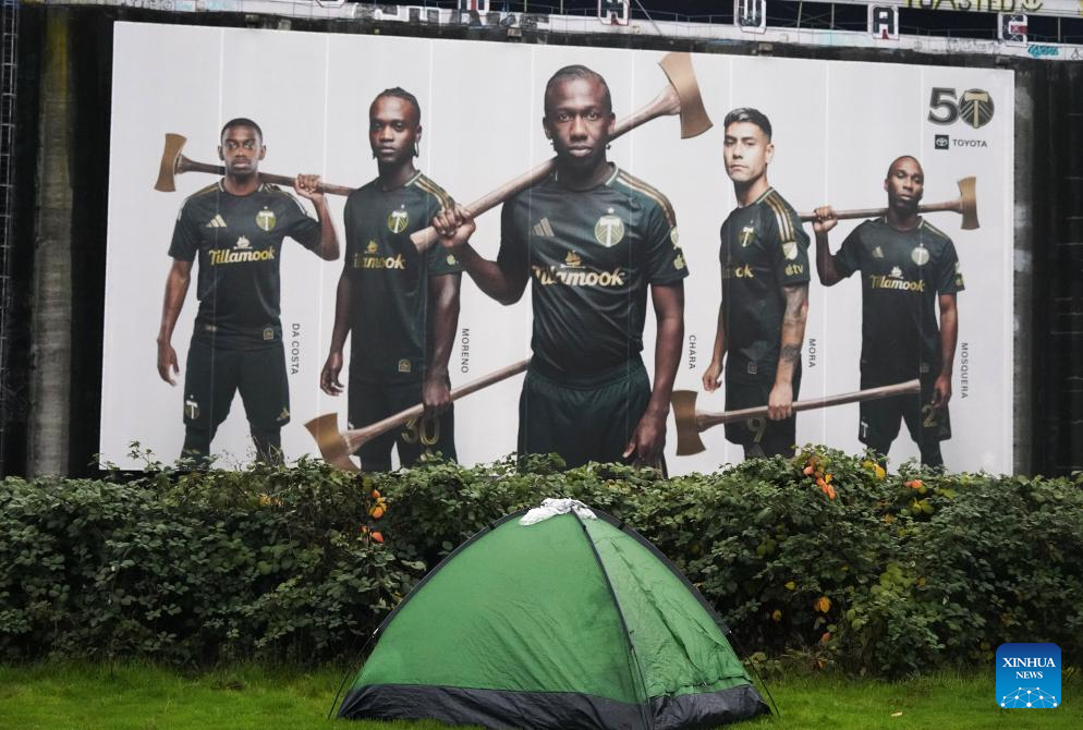 U.S. records longest gov't shutdown in history as it enters Day 36