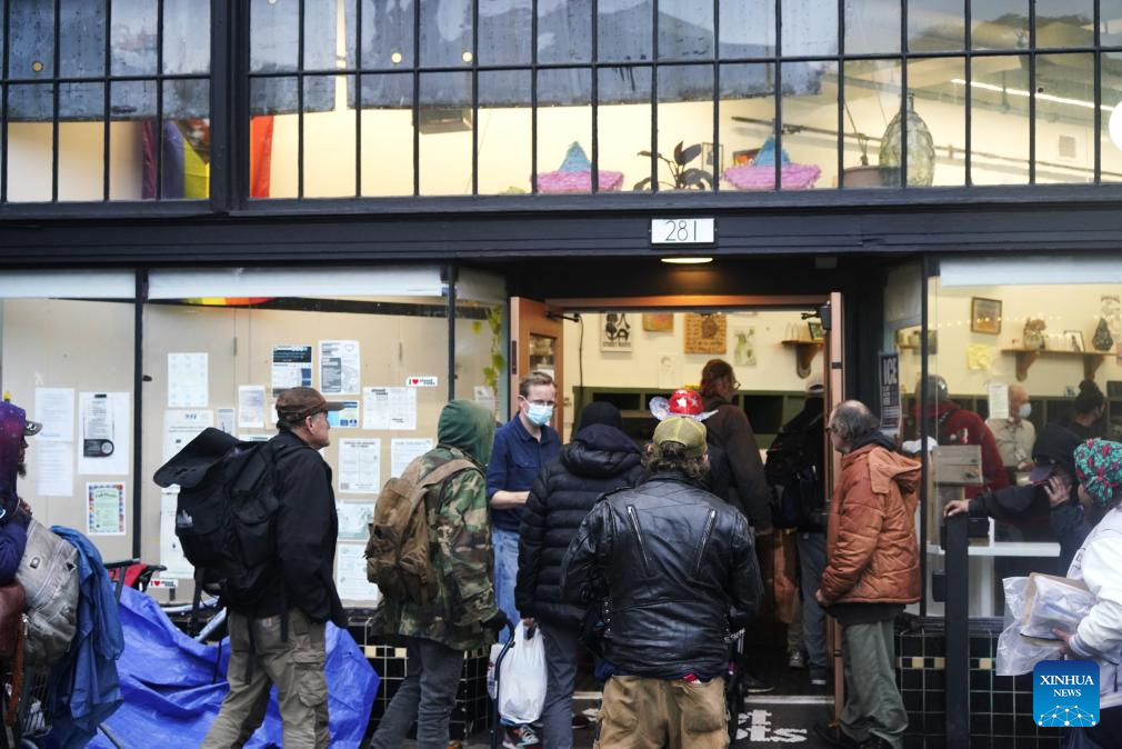 U.S. records longest gov't shutdown in history as it enters Day 36