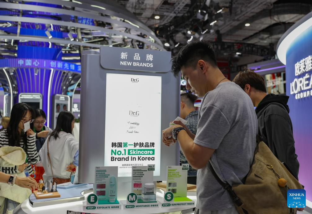 New products make debut at 8th CIIE in Shanghai