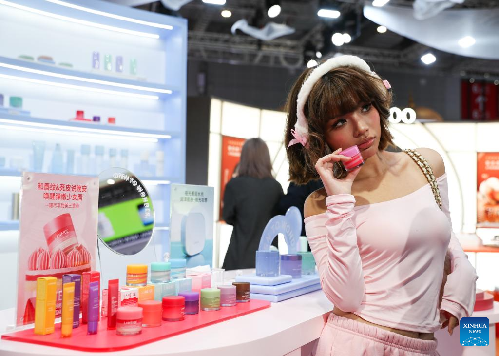 New products make debut at 8th CIIE in Shanghai