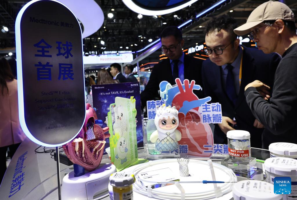 New products make debut at 8th CIIE in Shanghai