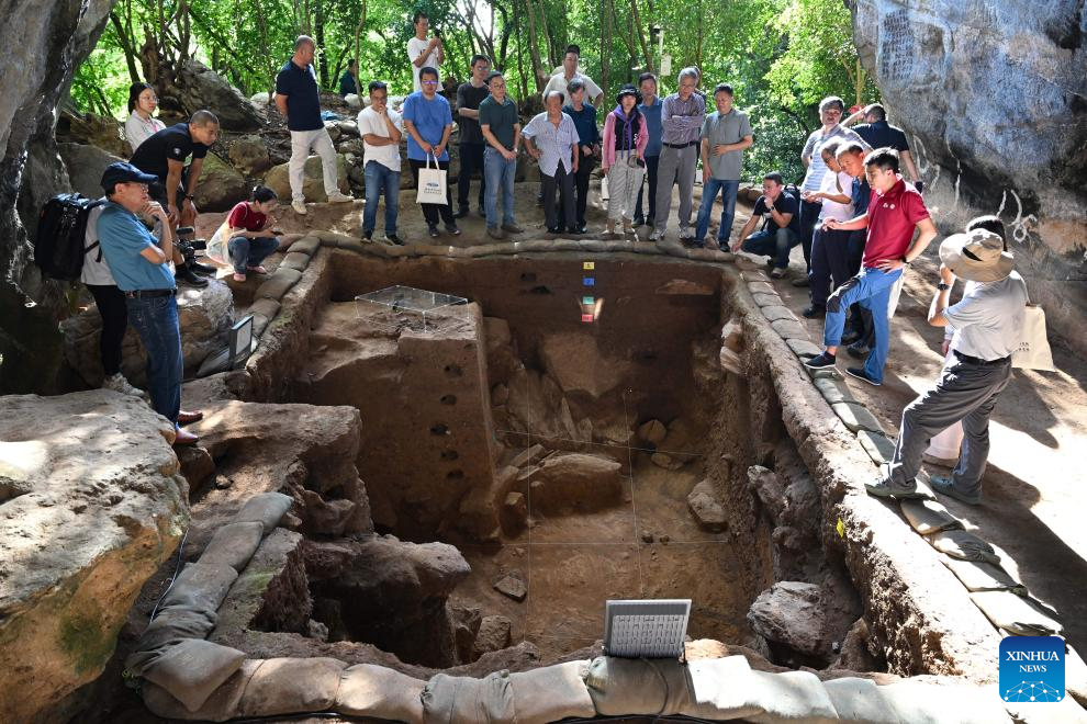 Prehistoric tomb discovered in south China's island province