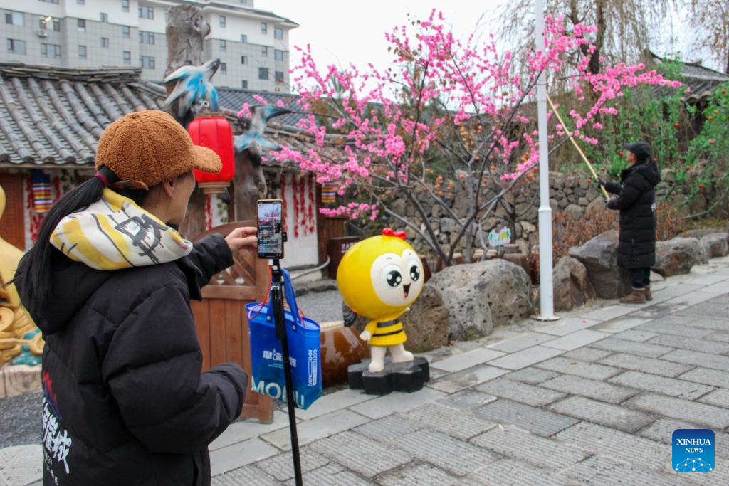 China's G331 national highway brings vitality to local area