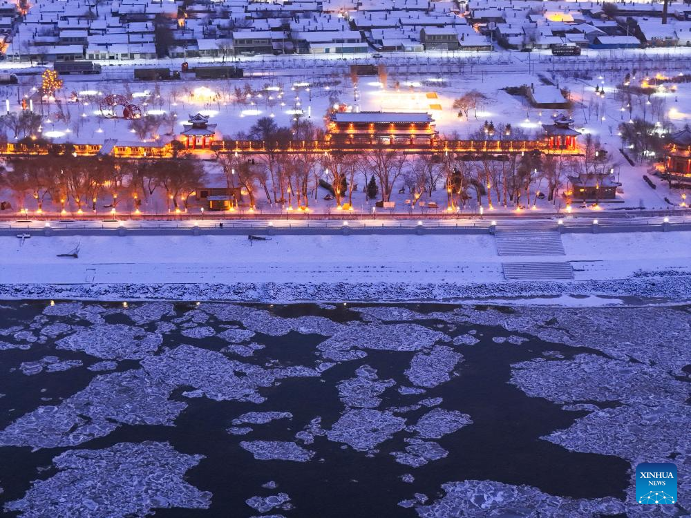 Early winter scenery across China