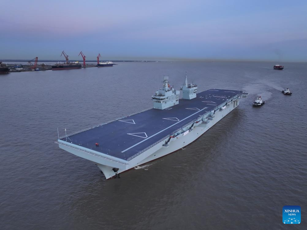 China's first Type 076 amphibious assault ship