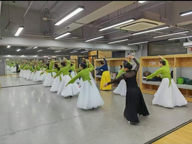 Beijing Women and Children Development Demonstration Base: Beijing Women and Children Development Demonstration Base: