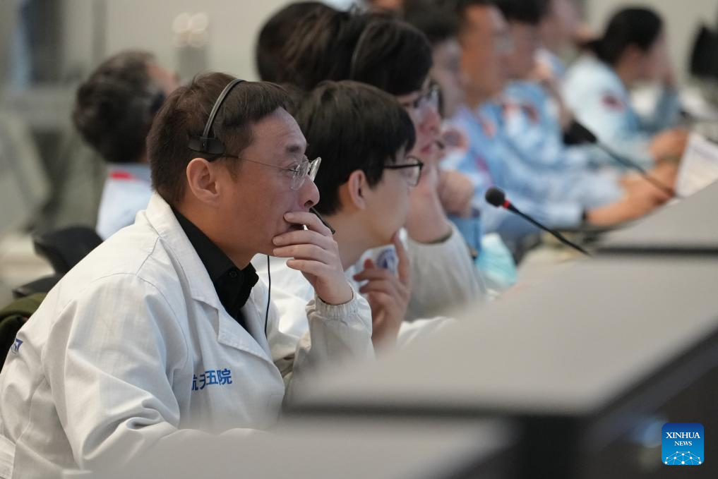 China's Shenzhou-22 spaceship docks with space station combination