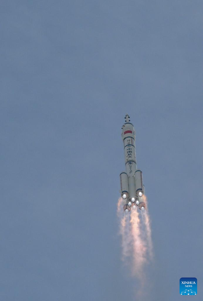 China sends Shenzhou-22 to orbit, completing first emergency launch in its manned space program