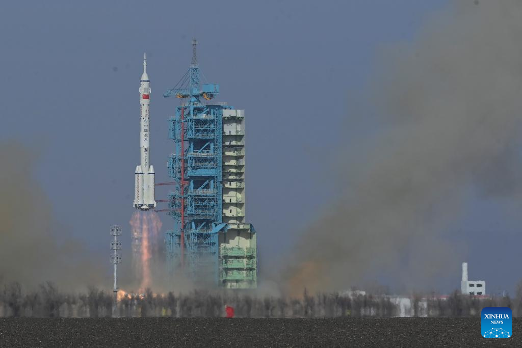 China sends Shenzhou-22 to orbit, completing first emergency launch in its manned space program