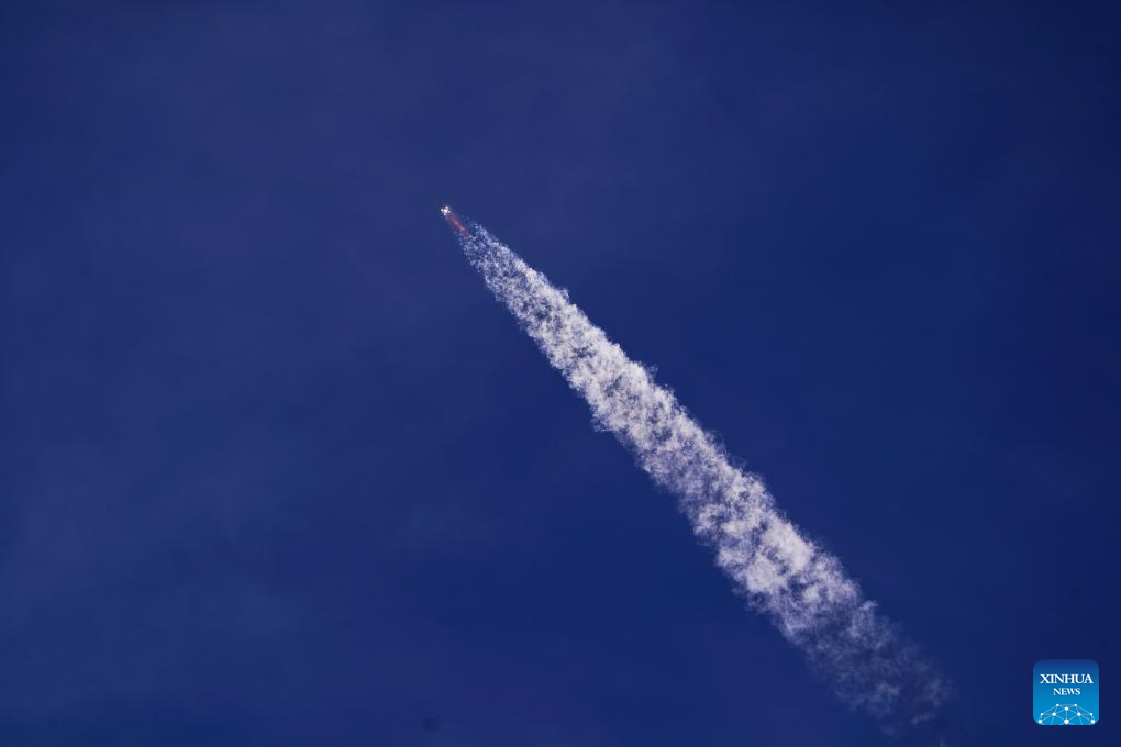 China sends Shenzhou-22 to orbit, completing first emergency launch in its manned space program