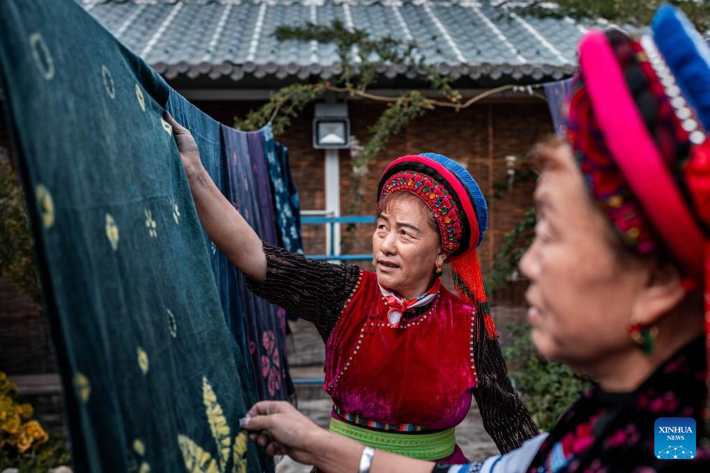 Zhoucheng Village, hometown of tie-dye technique of Bai ethnic group in China's Yunnan