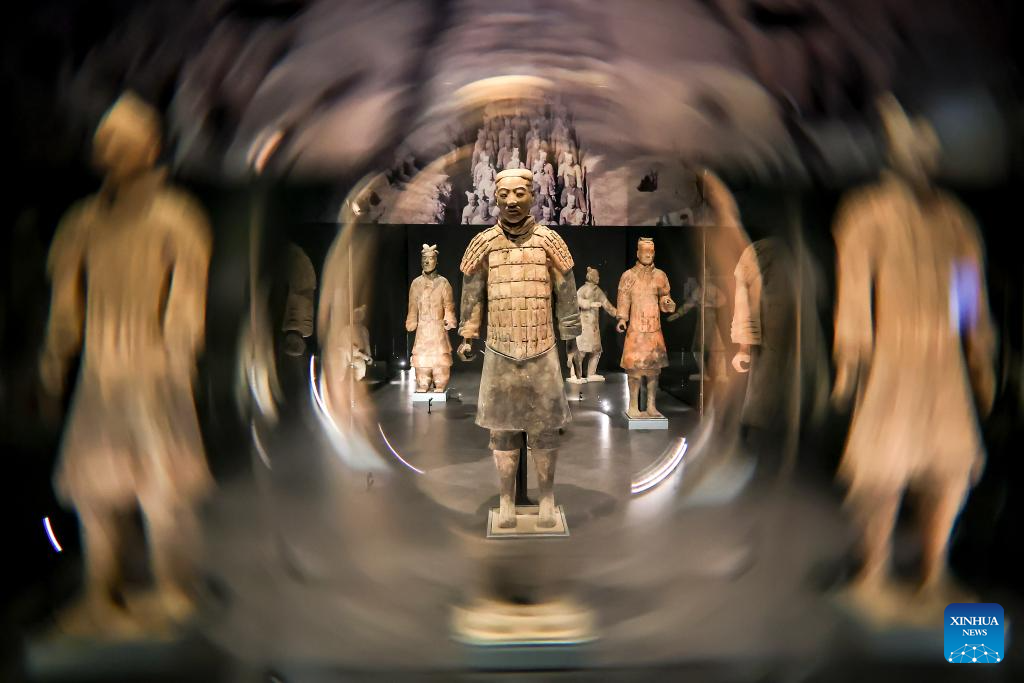 In pics: media preview of exhibition on civilization of China's Qin, Han dynasties held in Hungary