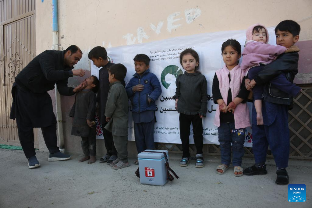 Afghanistan launches polio vaccination campaign for children