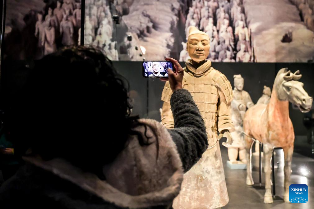 In pics: media preview of exhibition on civilization of China's Qin, Han dynasties held in Hungary