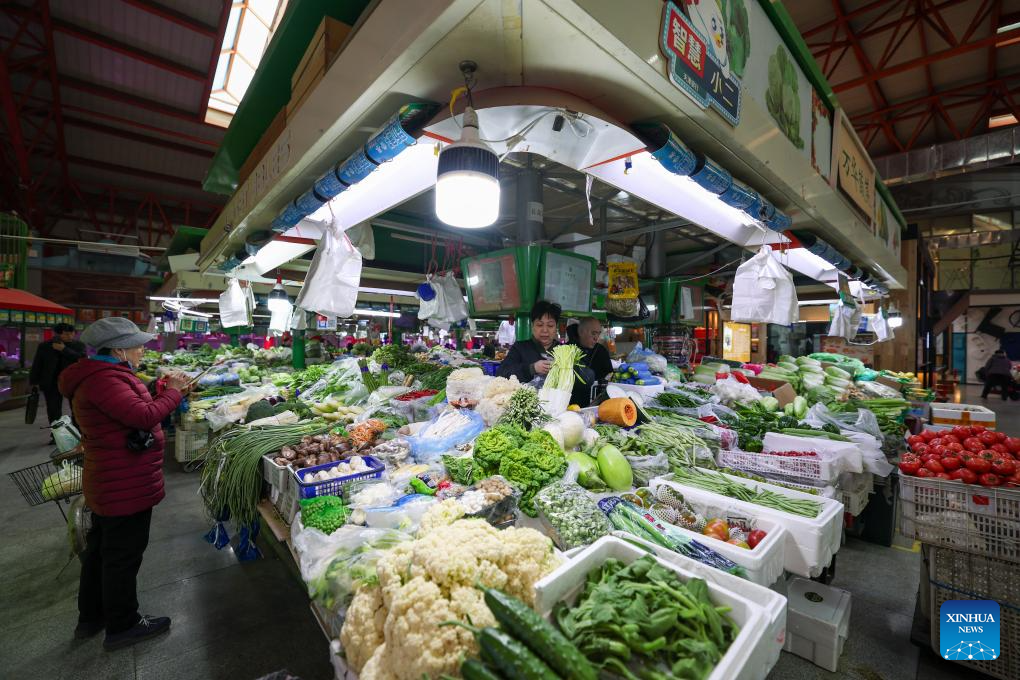 Renewal of Tianjin's Sanshui grocery market improves amenities for local residents