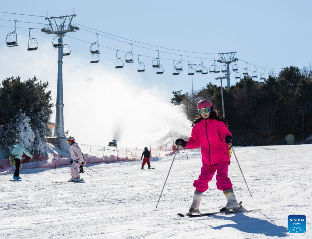 Jizhou District of China's Tianjin boosts ice, snow tourism