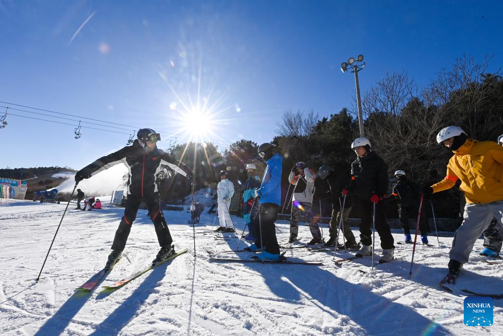 Jizhou District of China's Tianjin boosts ice, snow tourism