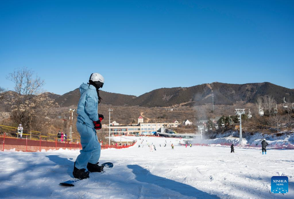 Jizhou District of China's Tianjin boosts ice, snow tourism