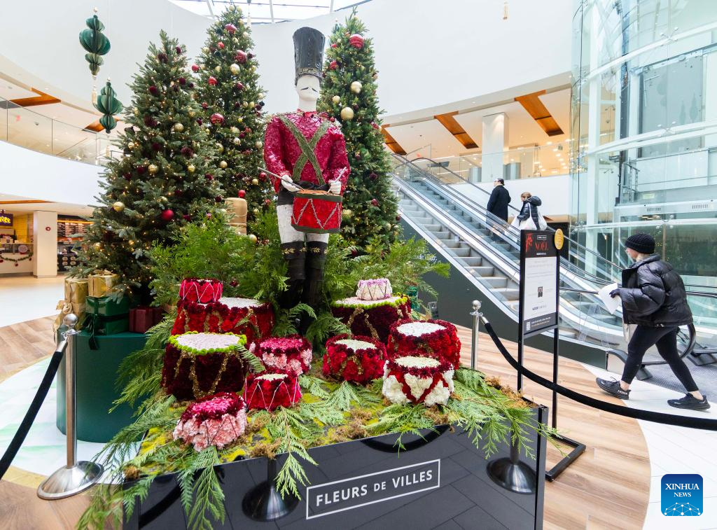 Fleurs de Villes NO L event held in Toronto, Canada