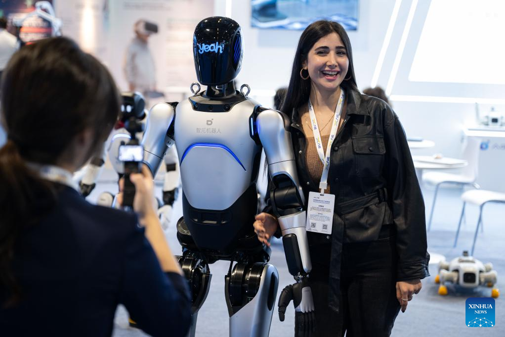 Expo on AI machines, electronics opens in Macao, pursuing global opportunities