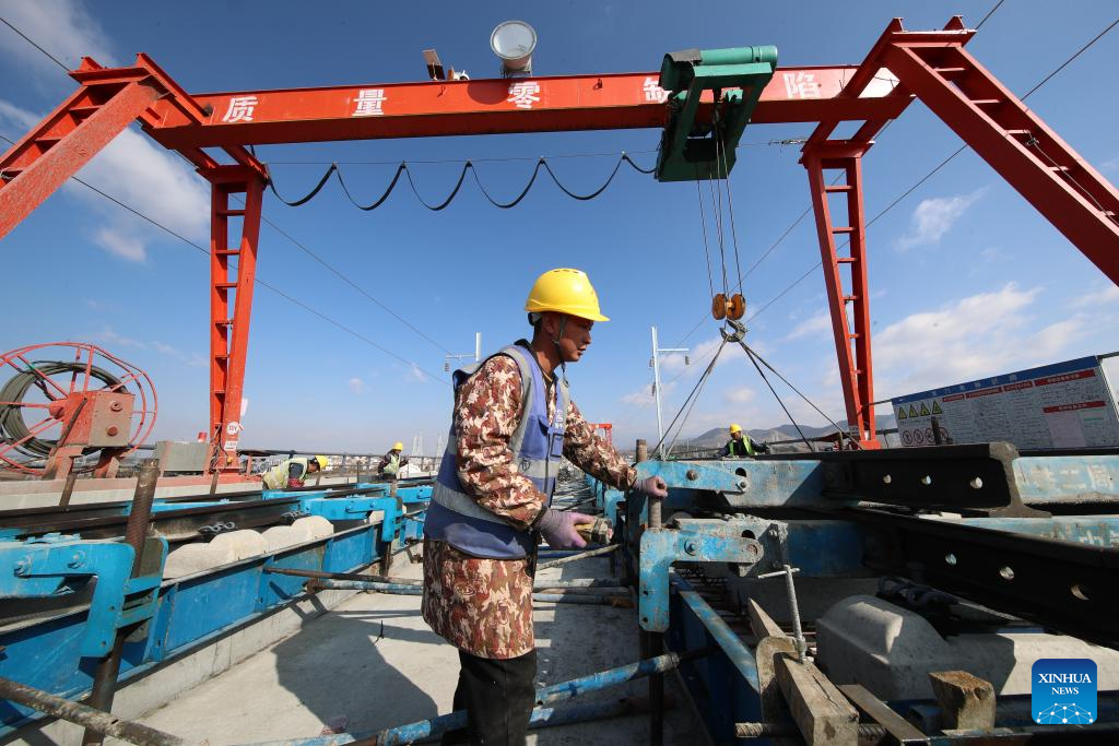 Chongqing-Kunming High-Speed Railway under construction