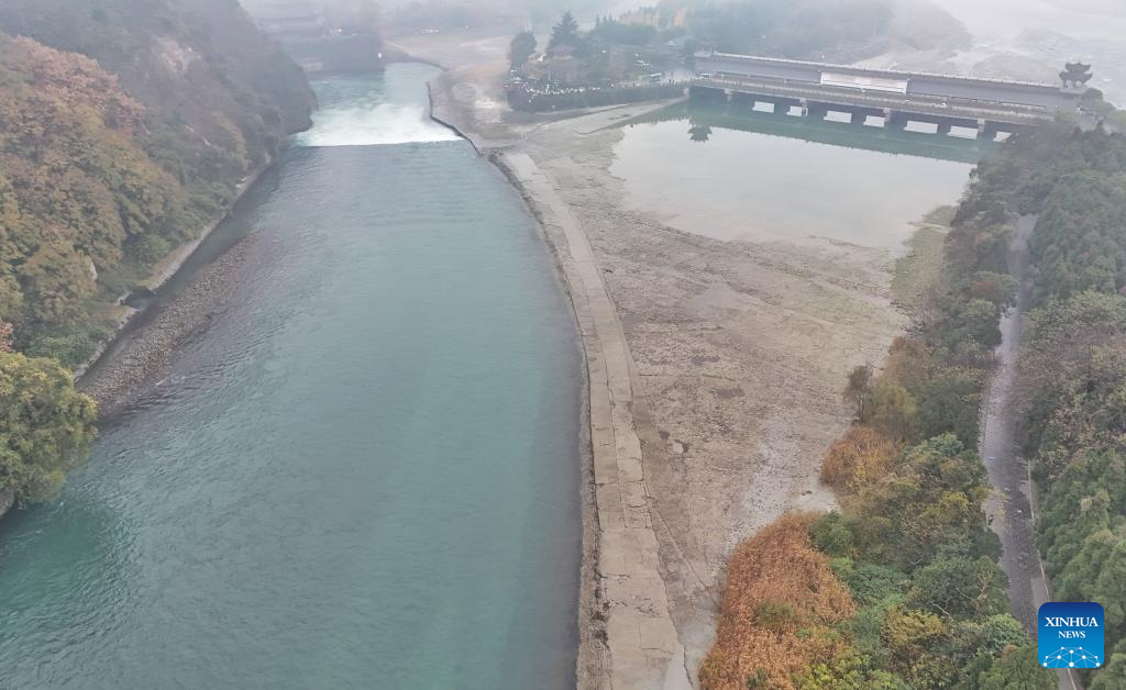A close look at Dujiangyan irrigation system in Chengdu, China
