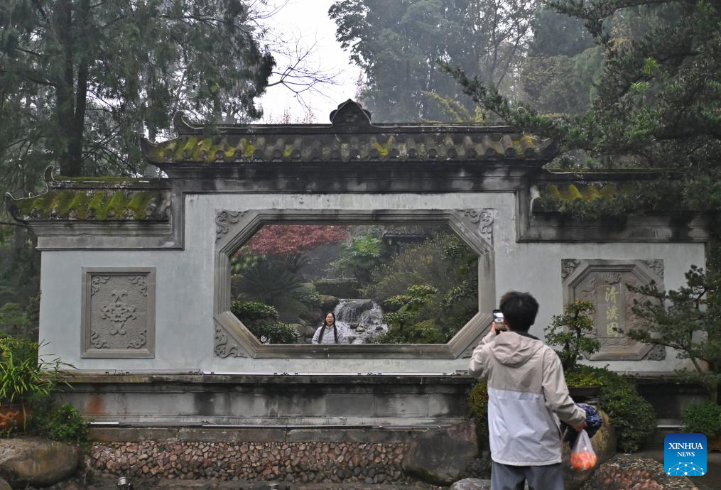 A close look at Dujiangyan irrigation system in Chengdu, China