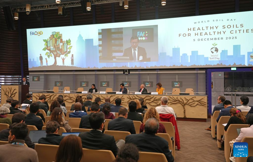 Chinese scientist wins 2025 Glinka World Soil Prize